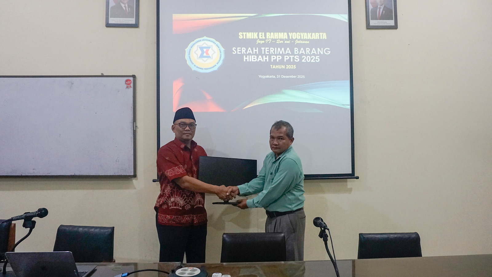 STMIK EL RAHMA Raih Hibah PP-PTS 2025 Berupa 27 Unit Komputer